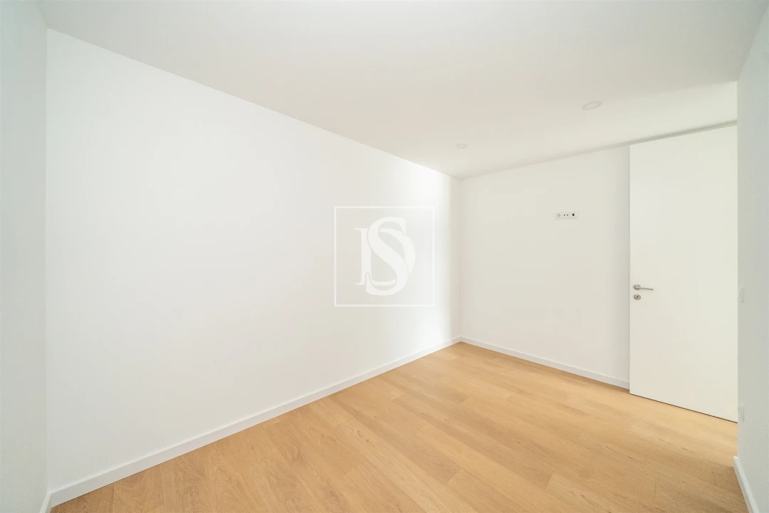 Apartamento T1 para Arrendamento em Barcelinhos Foto 14