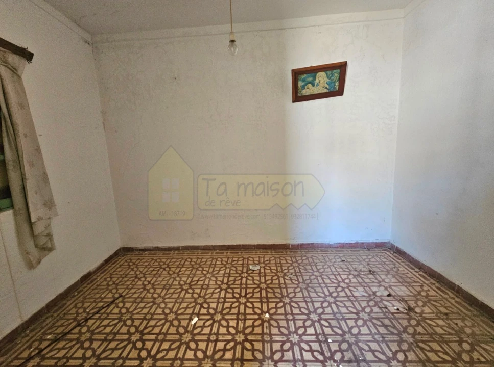 Moradia T7 para Venda em Salir Foto 5