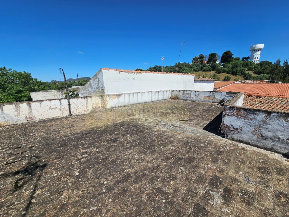 Moradia T7 para Venda em Salir Foto 7