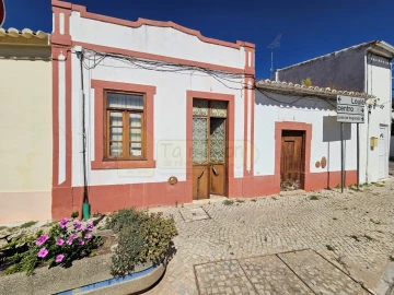 Moradia T7 para Venda em Salir