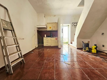 Moradia T4 para Venda em Querença, Tôr e Benafim