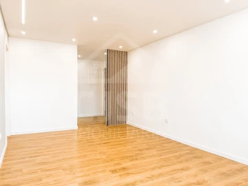 Apartamento T3 para Venda em Coruche, Fajarda e Erra