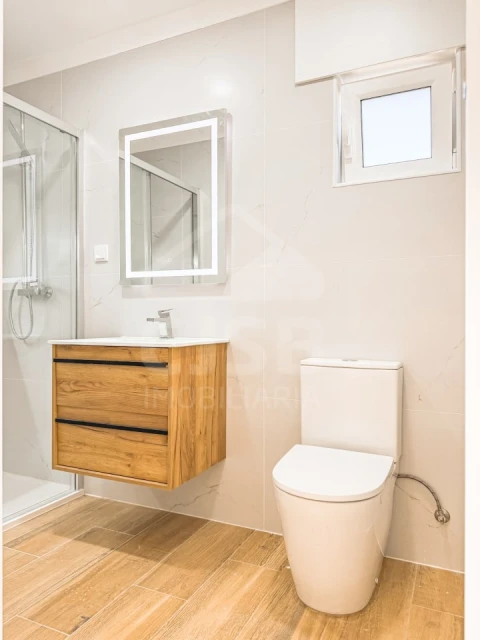 Apartamento T3 para Venda em Coruche, Fajarda e Erra