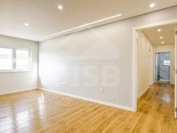 Apartamento T3 para Venda em Coruche, Fajarda e Erra
