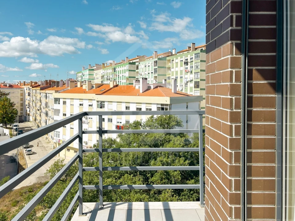 Apartamento T2 para Venda em Seixal, Arrentela e Aldeia de Paio Pires Foto 24