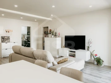 Apartamento T2 para Venda em Seixal, Arrentela e Aldeia de Paio Pires