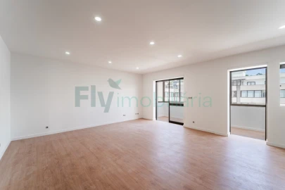 Apartamento T3 para Venda em Fermentões