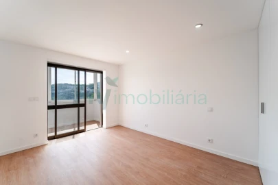 Apartamento T3 para Venda em Fermentões