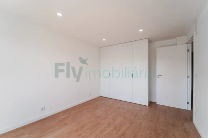 Apartamento T3 para Venda em Fermentões