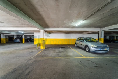 Apartamento T3 para Venda em Fermentões