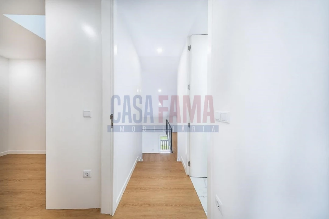 Moradia T3 para Venda em Aver-O-Mar, Amorim e Terroso Foto 6