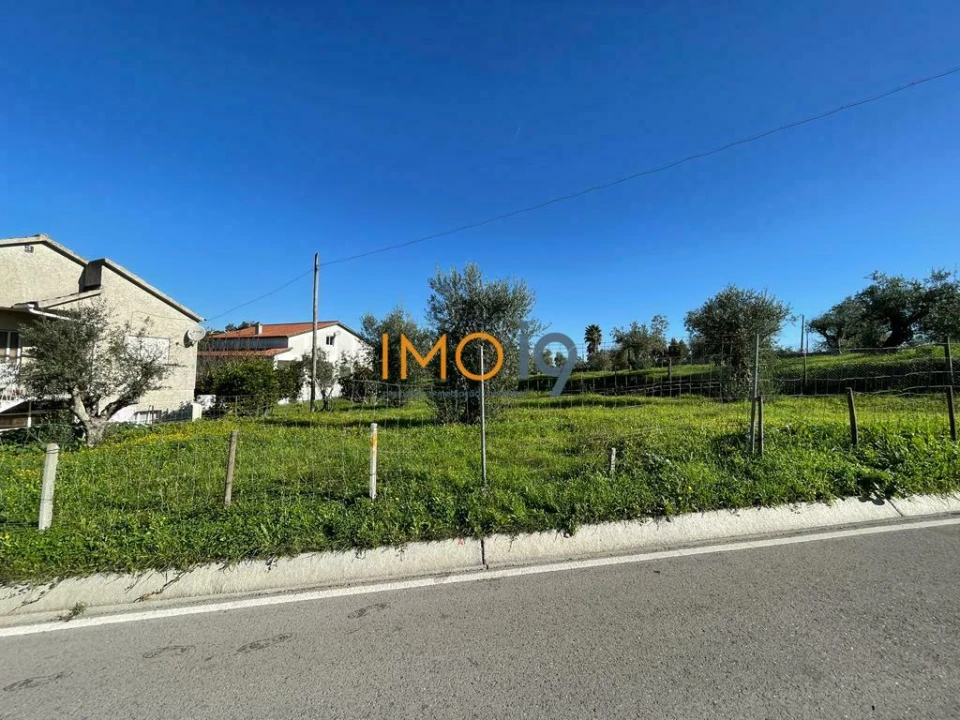 Terreno para Venda em Nossa Senhora das Misericordias Foto 2
