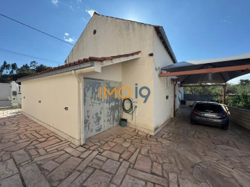 Moradia T5 para Venda em Fatima