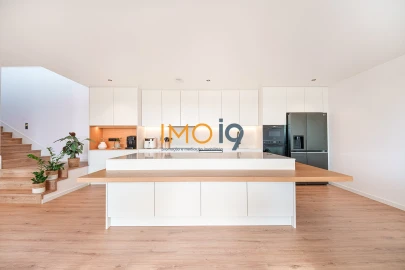 Moradia T4 para Venda em Fatima