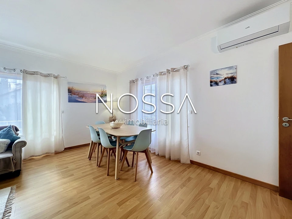 Apartamento T2 para Venda em Carvoeira Foto 3