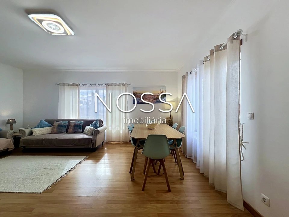 Apartamento T2 para Venda em Carvoeira Foto 2