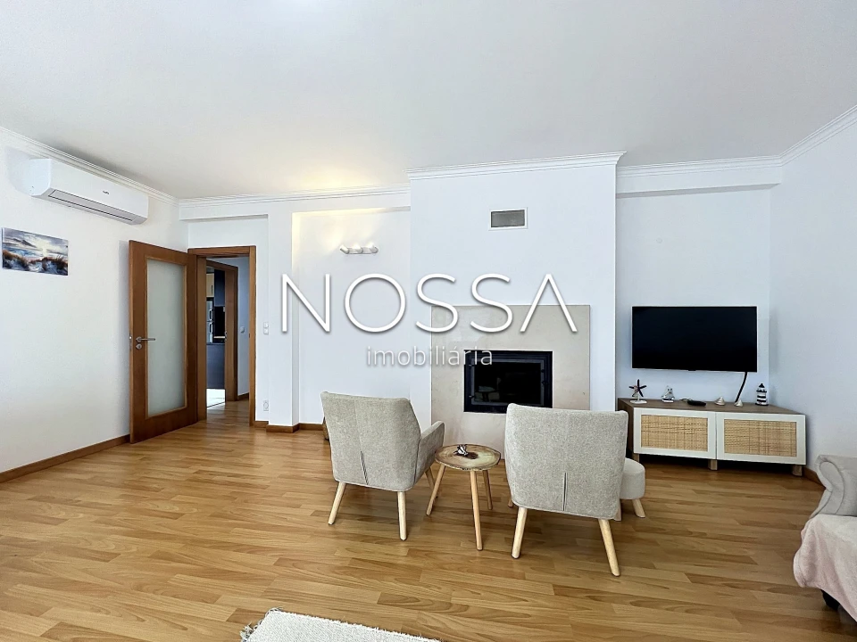 Apartamento T2 para Venda em Carvoeira Foto 8