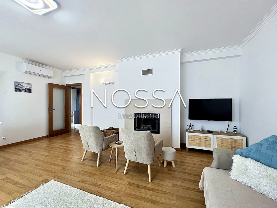 Apartamento T2 para Venda em Carvoeira Foto 6