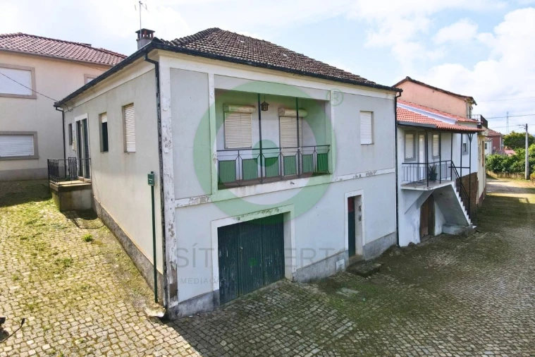 Moradia T4 para Venda em Ala e Vilarinho do Monte