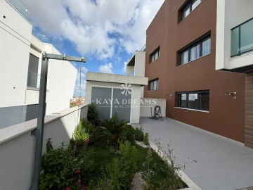 Moradia T5 para Venda em Odivelas