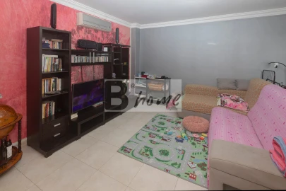 Moradia T2 para Venda em Charneca de Caparica e Sobreda
