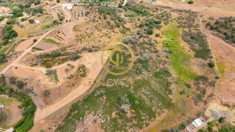 Terreno para Venda em Vaqueiros