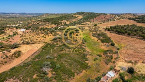 Terreno para Venda em Vaqueiros
