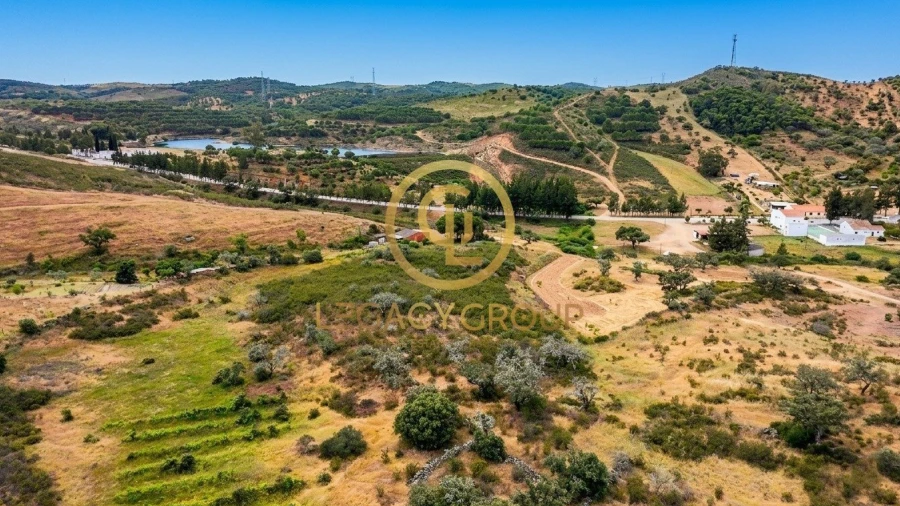 Terreno para Venda em Vaqueiros