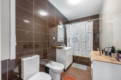 Apartamento T5 para Venda em Santa Marinha e São Pedro da Afurada
