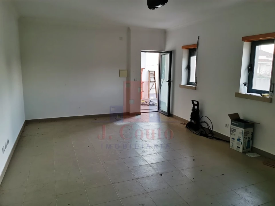 Moradia T4 para Arrendamento em Alfeizerão Foto 31