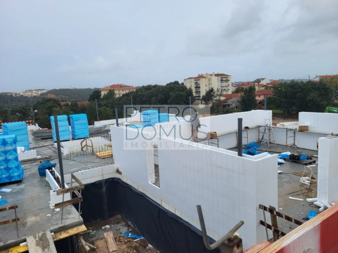 Apartamento T3 para Venda em Leiria, Pousos, Barreira e Cortes Foto 3