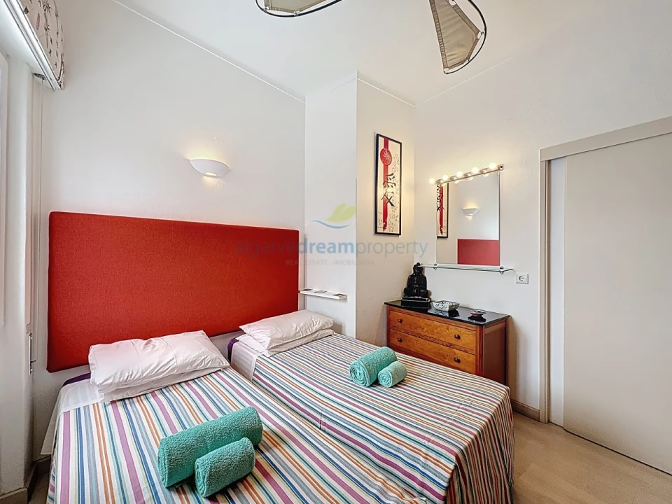 Apartamento T3 para Venda em Albufeira e Olhos de Água Foto 11