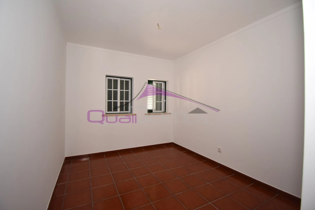 Moradia T4 para Venda em São João Baptista Foto 7