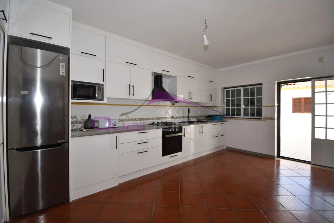 Moradia T4 para Venda em São João Baptista Foto 9