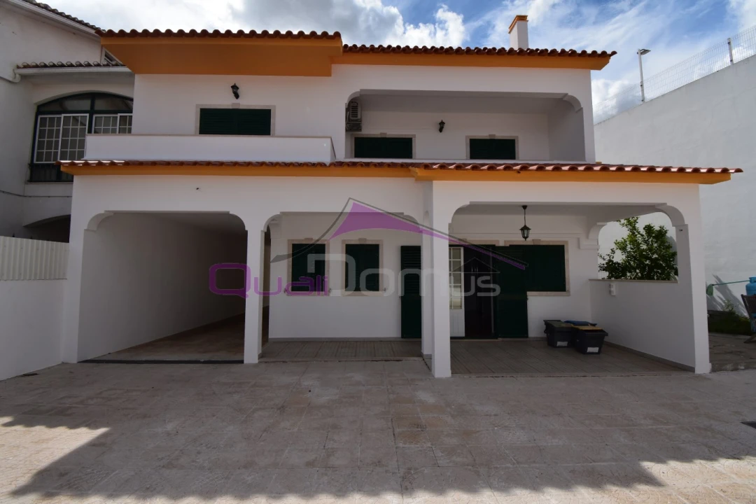 Moradia T4 para Venda em São João Baptista Foto 21