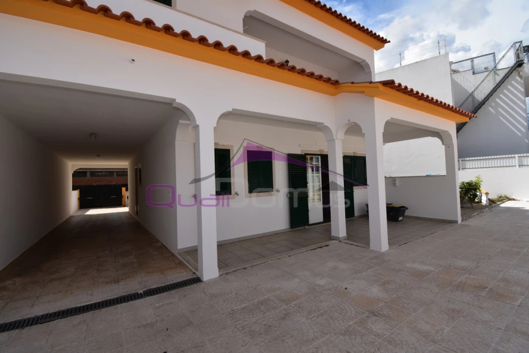 Moradia T4 para Venda em São João Baptista Foto 22