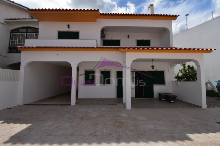 Moradia T4 para Venda em São João Baptista Foto 21