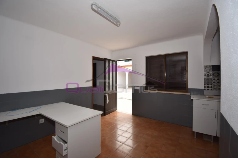 Moradia T4 para Venda em São João Baptista Foto 51
