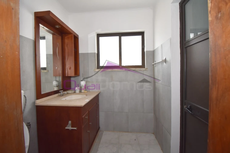 Moradia T4 para Venda em São João Baptista Foto 52