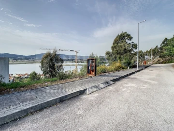 Terreno para Venda em Seixas