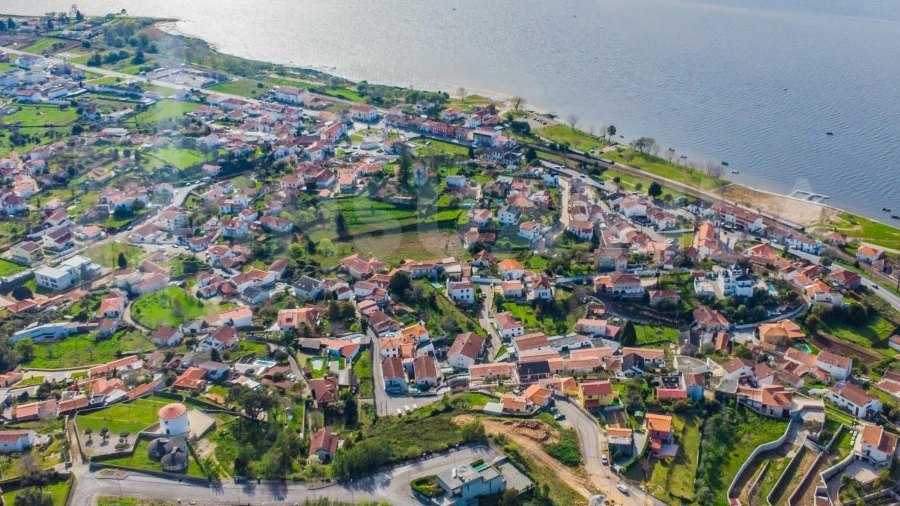 Terreno para Venda em Seixas