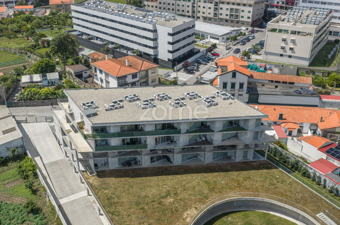 Apartamento T1 para Venda em Mafamude e Vilar do Paraíso Foto 21