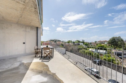 Apartamento T1 para Venda em Mafamude e Vilar do Paraíso