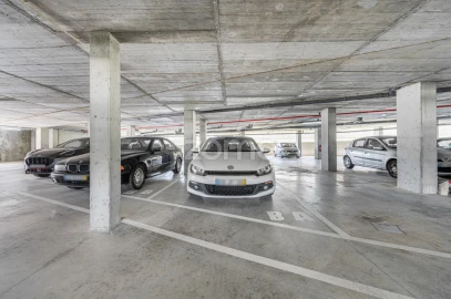 Apartamento T1 para Venda em Mafamude e Vilar do Paraíso