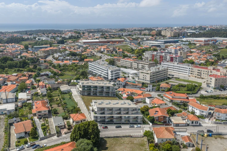 Apartamento T1 para Venda em Mafamude e Vilar do Paraíso Foto 27