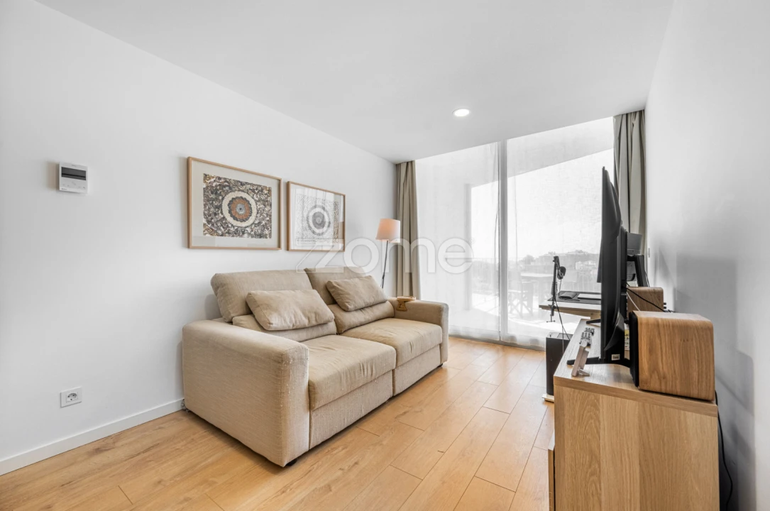 Apartamento T1 para Venda em Mafamude e Vilar do Paraíso Foto 6