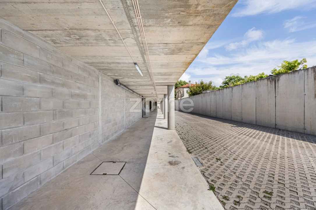Apartamento T1 para Venda em Mafamude e Vilar do Paraíso Foto 16