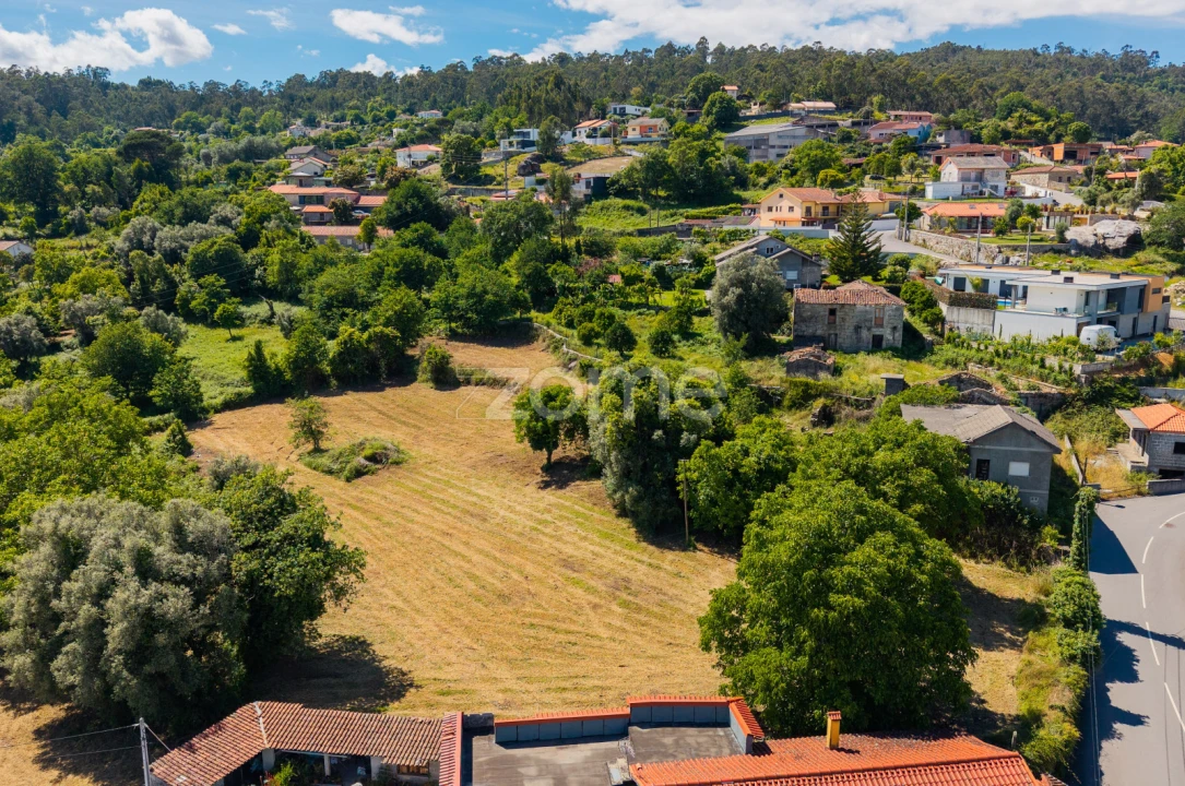 Terreno para Venda em Vila Verde e Barbudo Foto 2