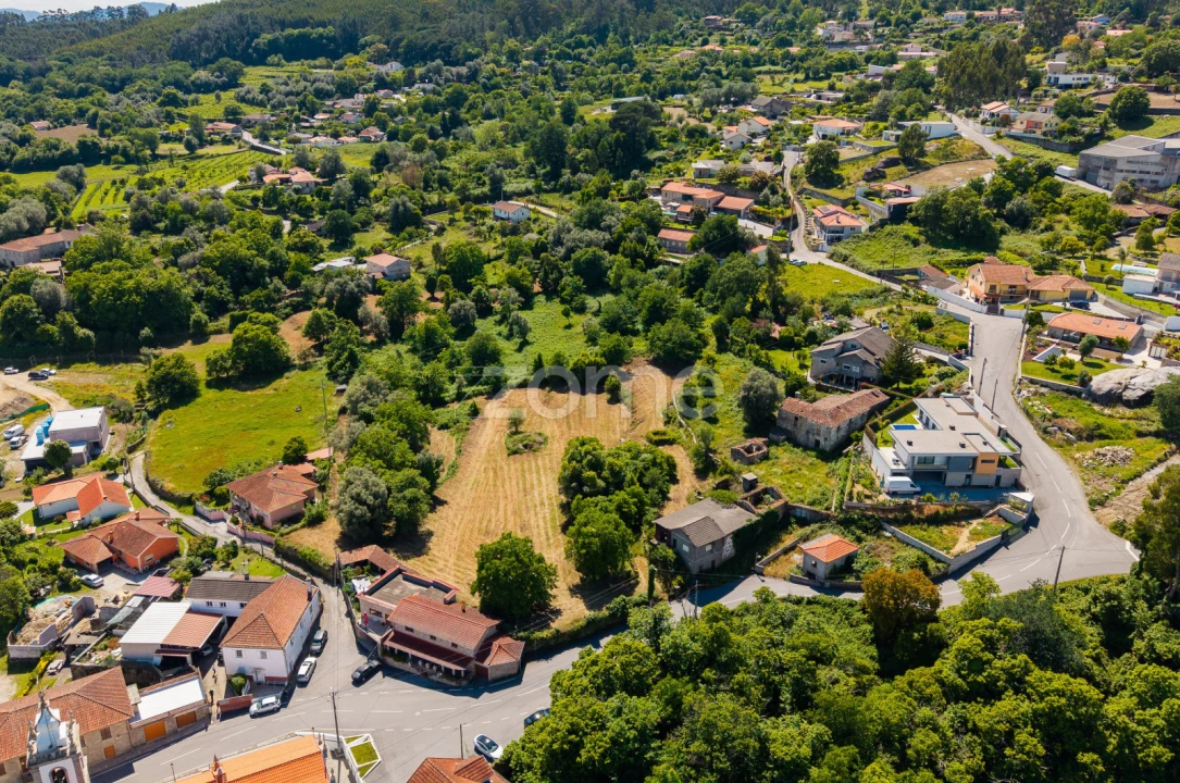 Terreno para Venda em Vila Verde e Barbudo Foto 5