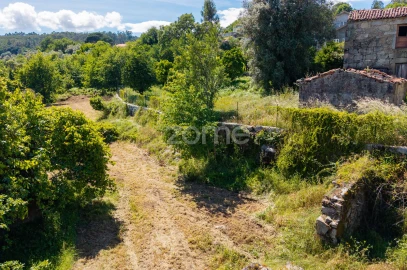 Terreno para Venda em Vila Verde e Barbudo